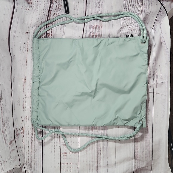 NWOT Adidas court lite sackpact - Picture 2 of 6